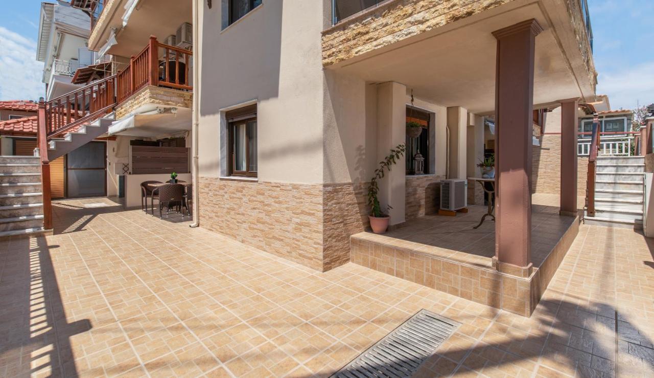 House Kostas On The Beach Sarti Exterior photo